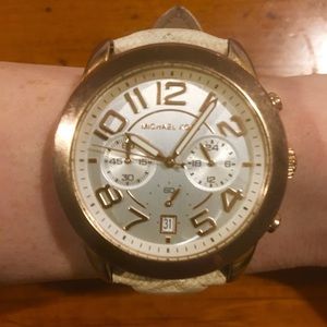 Michael Kors rose gold watch